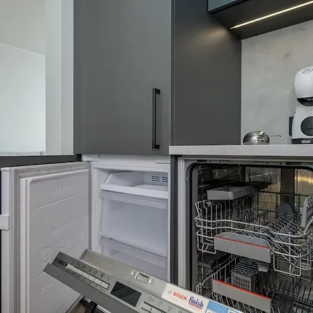 New Near The Airport, Center In Sikupilli Daire *