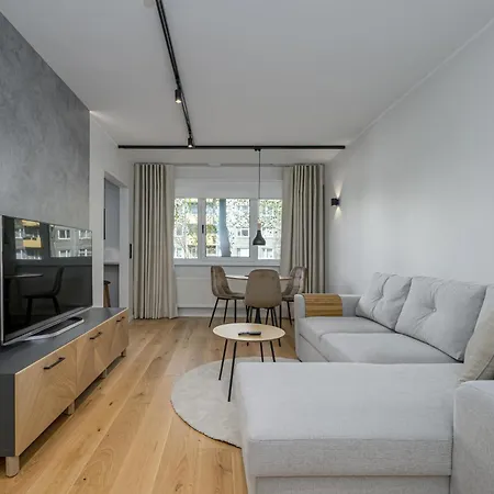 New Near The Airport, Center In Sikupilli *