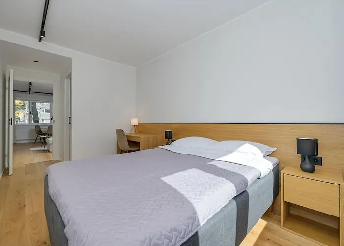 New Near The Airport, Center In Sikupilli *