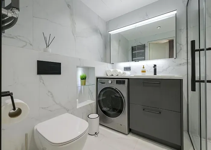 New Near The Airport, Center In Sikupilli